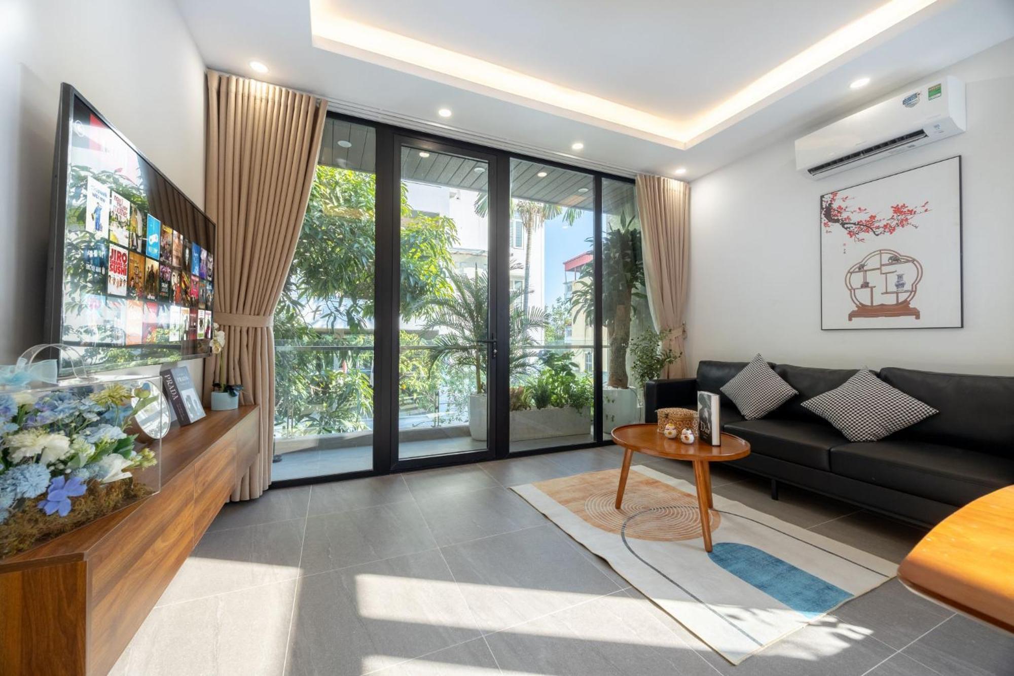 Urchin Apartment Hanoi