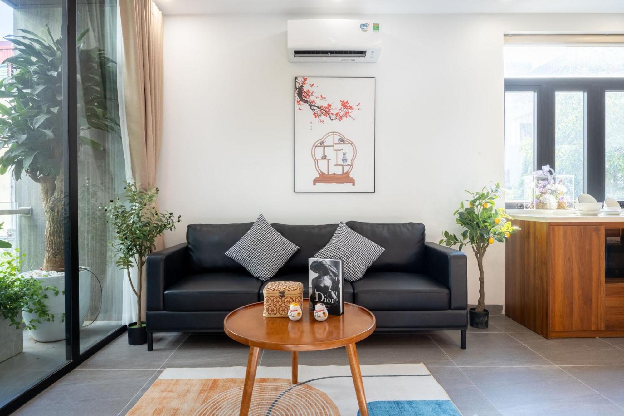 Urchin Apartment *
